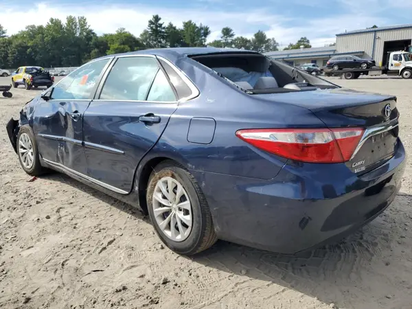 4T1BF1FK0HU723451 2017 TOYOTA CAMRY - Image 2