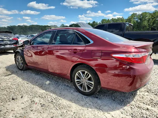 4T1BF1FK0HU724101 2017 TOYOTA CAMRY - Image 2