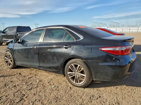 4T1BF1FK0HU727340 2017 TOYOTA CAMRY - Image 2