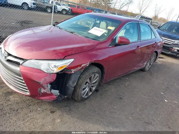 4T1BF1FK0HU730433 2017 TOYOTA CAMRY - Image 2