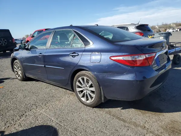 4T1BF1FK0HU734353 2017 TOYOTA CAMRY - Image 2