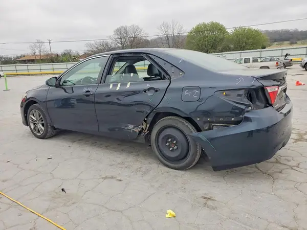 4T1BF1FK0HU746583 2017 TOYOTA CAMRY - Image 2