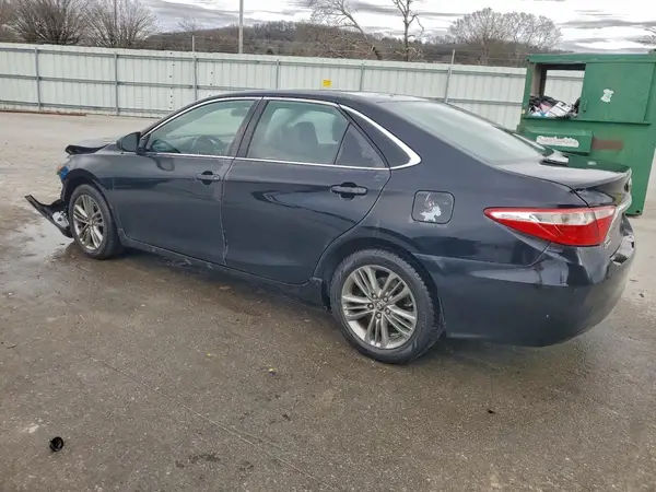 4T1BF1FK0HU746986 2017 TOYOTA CAMRY - Image 2