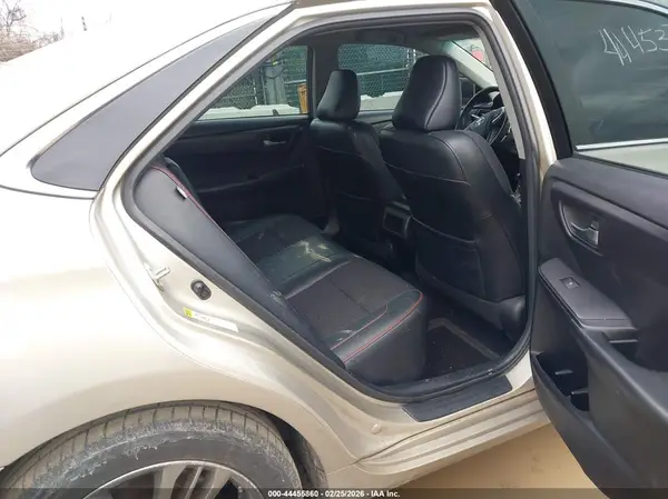 4T1BF1FK0HU747488 2017 TOYOTA CAMRY - Image 8