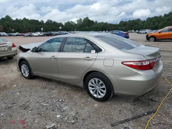 4T1BF1FK0HU753100 2017 TOYOTA CAMRY - Image 2