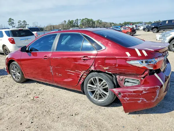 4T1BF1FK0HU753534 2017 TOYOTA CAMRY - Image 2