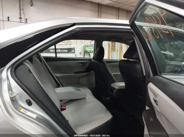 4T1BF1FK0HU754716 2017 TOYOTA CAMRY - Image 8