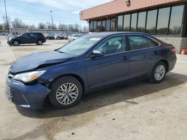 4T1BF1FK0HU755249 2017 TOYOTA CAMRY - Image 1