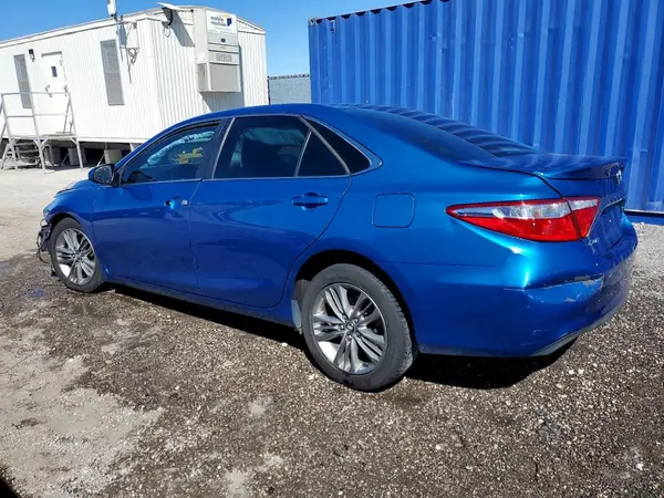 4T1BF1FK0HU769247 2017 TOYOTA CAMRY - Image 2
