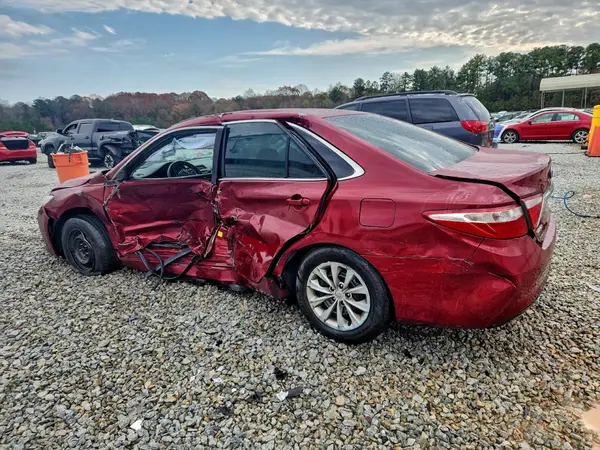 4T1BF1FK0HU769992 2017 TOYOTA CAMRY - Image 2