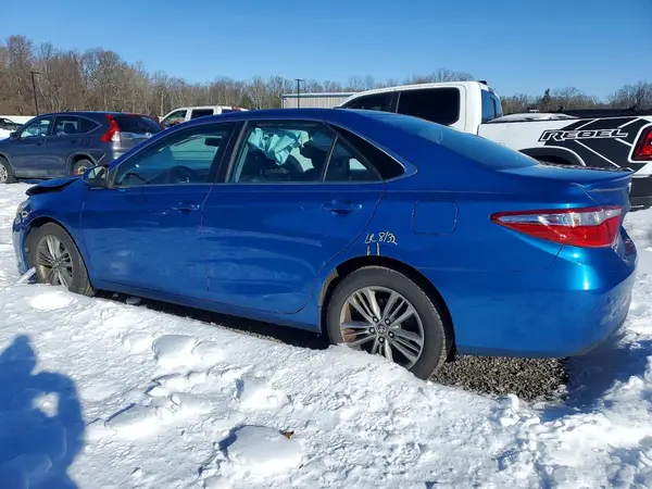4T1BF1FK0HU773119 2017 TOYOTA CAMRY - Image 2