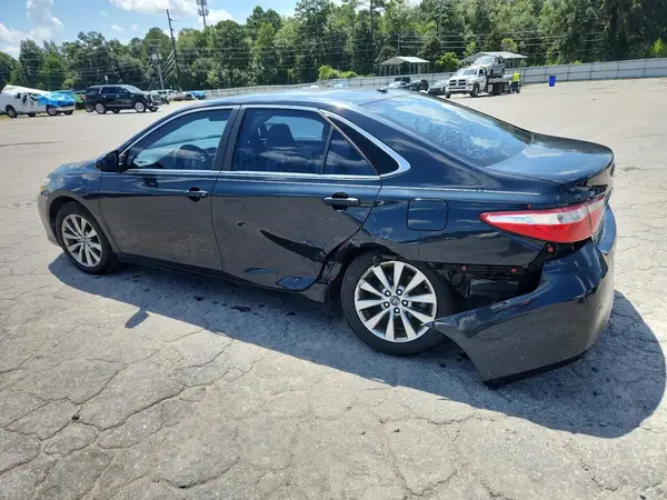 4T1BF1FK0HU776764 2017 TOYOTA CAMRY - Image 2