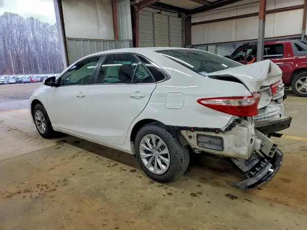 4T1BF1FK0HU776876 2017 TOYOTA CAMRY - Image 2