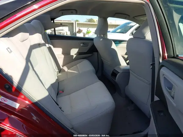 4T1BF1FK0HU781124 2017 TOYOTA CAMRY - Image 8