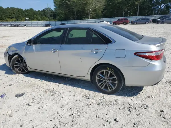 4T1BF1FK0HU783939 2017 TOYOTA CAMRY - Image 2