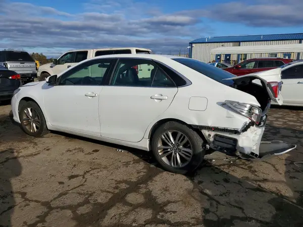 4T1BF1FK0HU785111 2017 TOYOTA CAMRY - Image 2