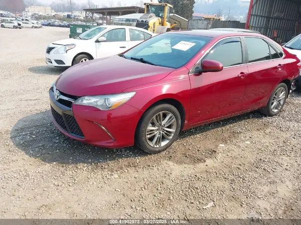 4T1BF1FK0HU791524 2017 TOYOTA CAMRY - Image 2