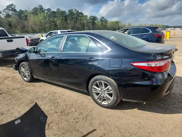 4T1BF1FK0HU792947 2017 TOYOTA CAMRY - Image 2