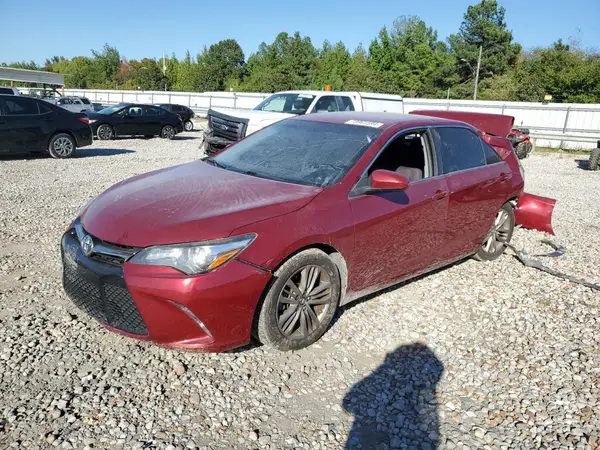 4T1BF1FK0HU796769 2017 TOYOTA CAMRY - Image 1