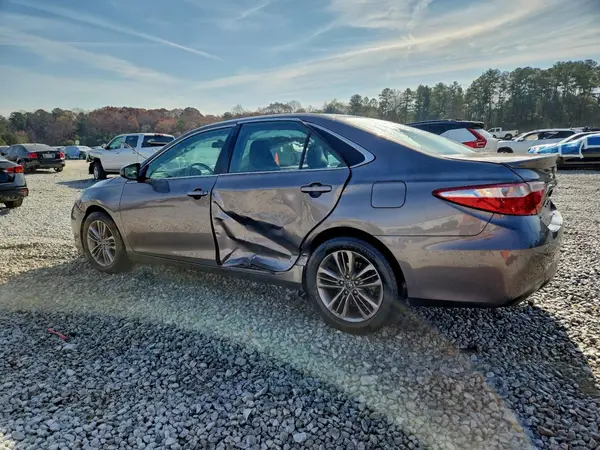 4T1BF1FK0HU797727 2017 TOYOTA CAMRY - Image 2