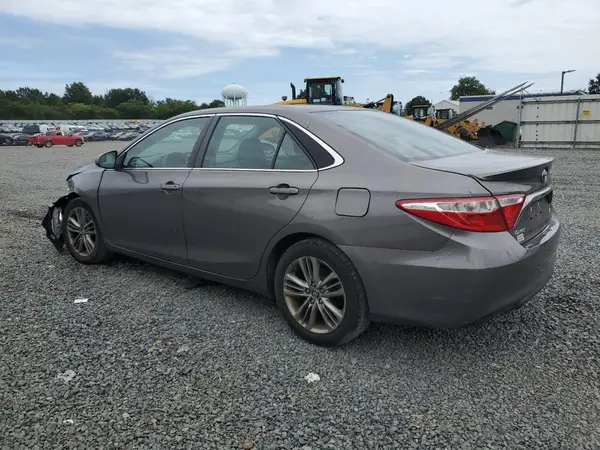 4T1BF1FK0HU798988 2017 TOYOTA CAMRY - Image 2