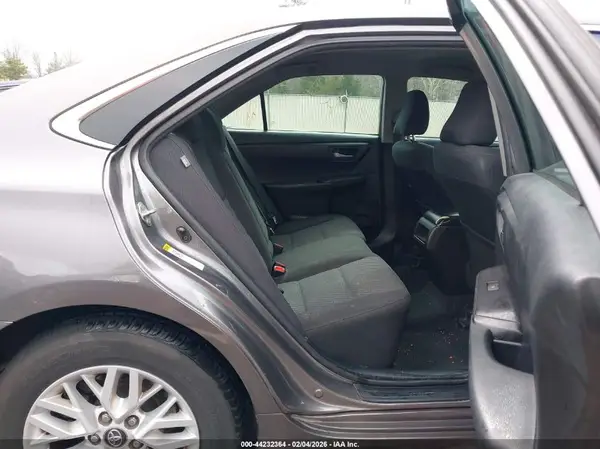 4T1BF1FK0HU800500 2017 TOYOTA CAMRY - Image 8