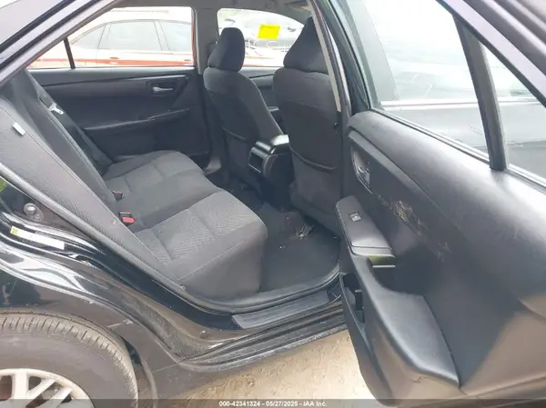 4T1BF1FK0HU800562 2017 TOYOTA CAMRY - Image 8