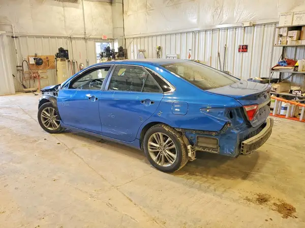 4T1BF1FK0HU801839 2017 TOYOTA CAMRY - Image 2