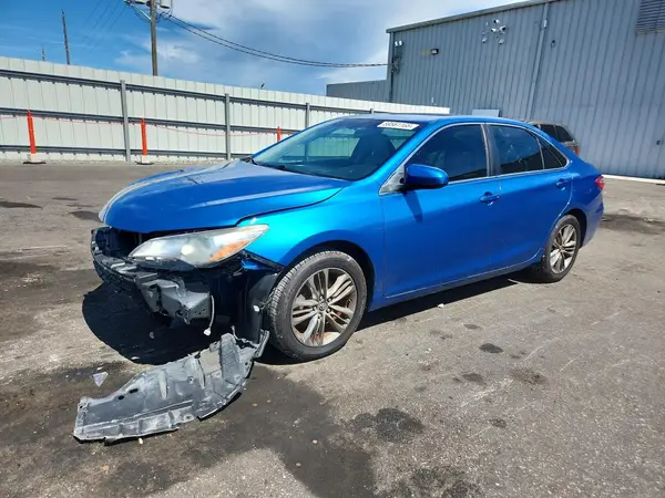 4T1BF1FK0HU802781 2017 TOYOTA CAMRY - Image 1