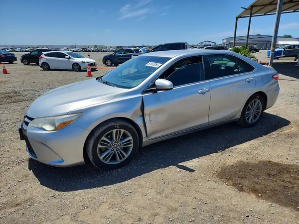 4T1BF1FK0HU804160 2017 TOYOTA CAMRY - Image 1