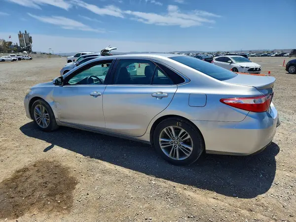 4T1BF1FK0HU804160 2017 TOYOTA CAMRY - Image 2
