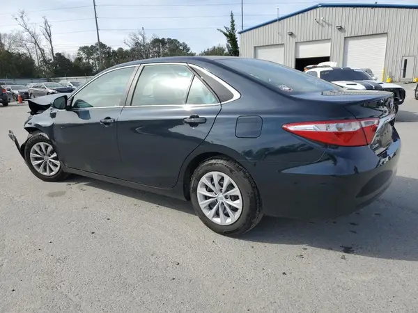 4T1BF1FK1GU117431 2016 TOYOTA CAMRY - Image 2