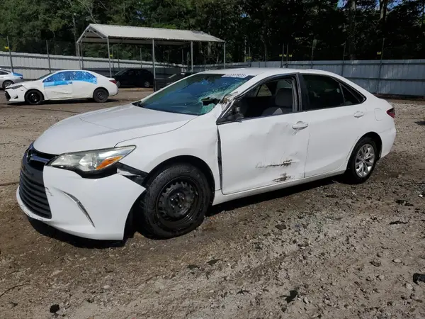 4T1BF1FK1GU119650 2016 TOYOTA CAMRY - Image 1