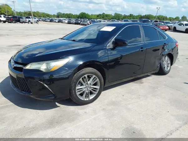 4T1BF1FK1GU125366 2016 TOYOTA CAMRY - Image 2