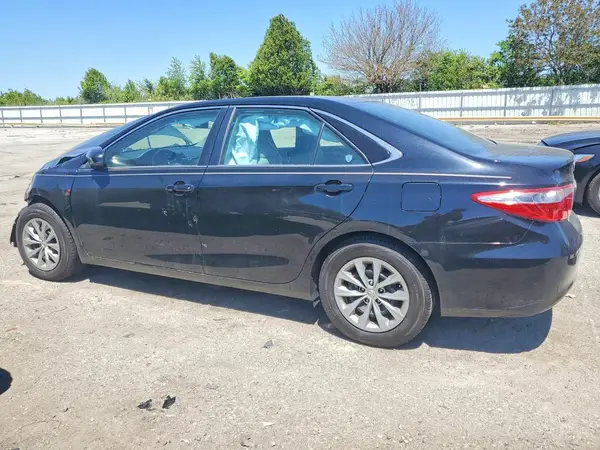 4T1BF1FK1GU128302 2016 TOYOTA CAMRY - Image 2