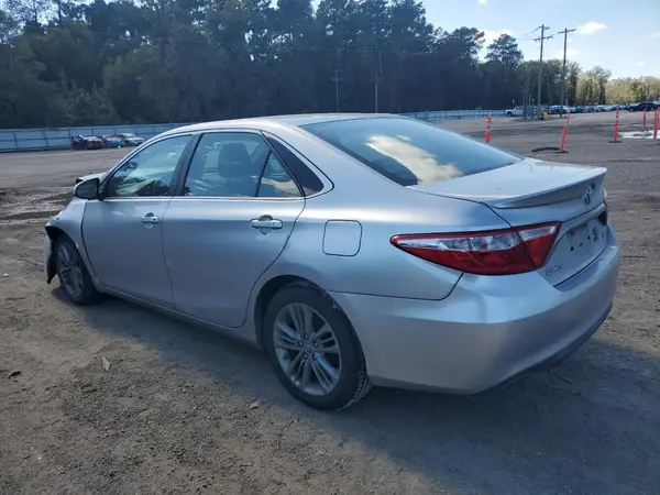 4T1BF1FK1GU133919 2016 TOYOTA CAMRY - Image 2
