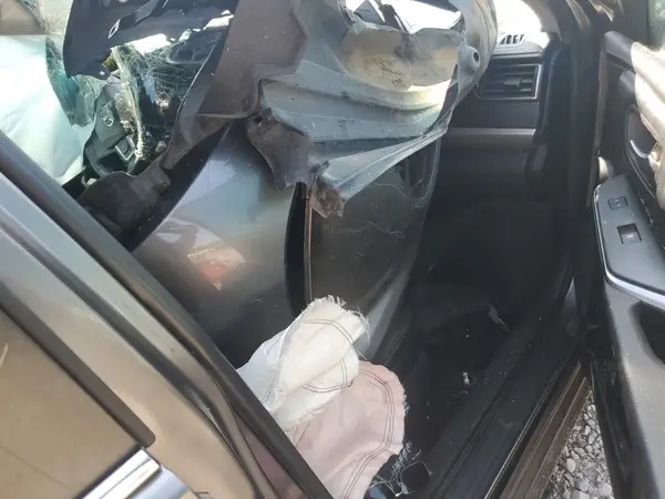 4T1BF1FK1GU135492 2016 TOYOTA CAMRY - Image 8