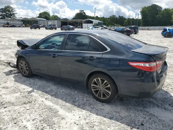 4T1BF1FK1GU136013 2016 TOYOTA CAMRY - Image 2