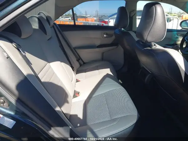 4T1BF1FK1GU141972 2016 TOYOTA CAMRY - Image 8