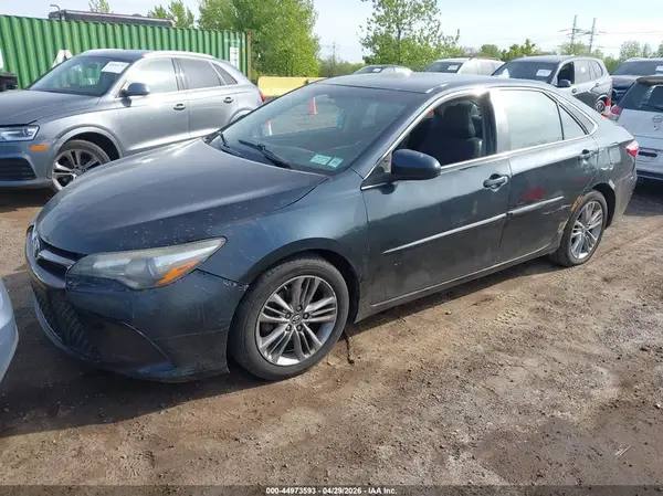 4T1BF1FK1GU144211 2016 TOYOTA CAMRY - Image 2