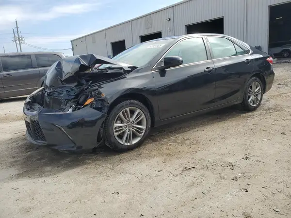 4T1BF1FK1GU146007 2016 TOYOTA CAMRY - Image 1