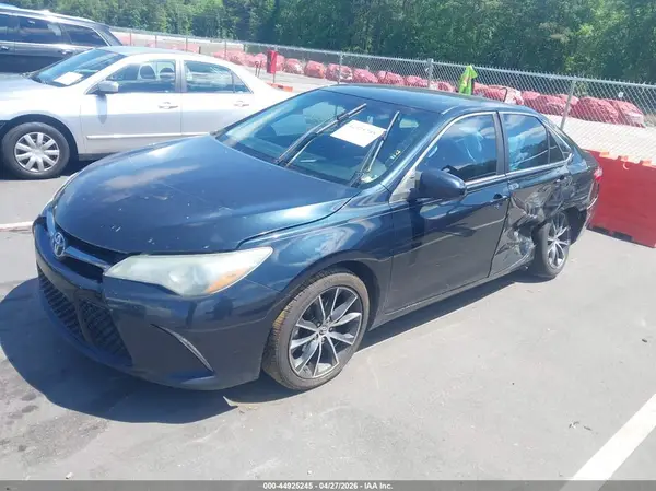 4T1BF1FK1GU154950 2016 TOYOTA CAMRY - Image 2
