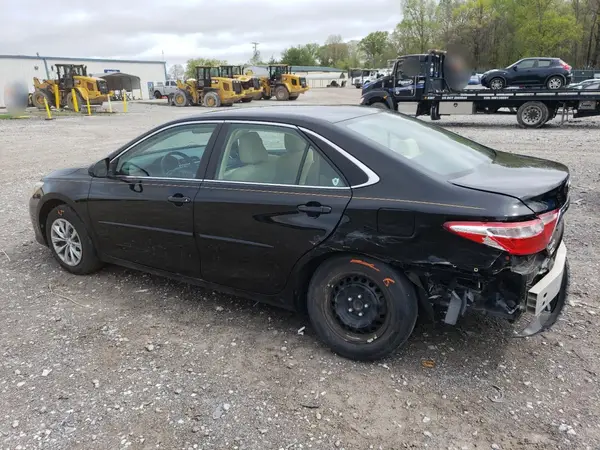 4T1BF1FK1GU162434 2016 TOYOTA CAMRY - Image 2