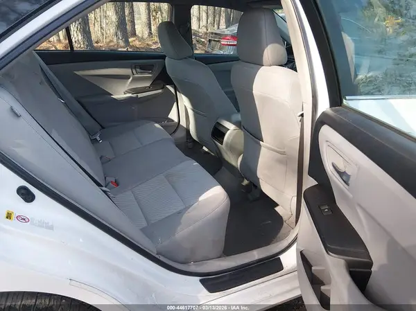 4T1BF1FK1GU164605 2016 TOYOTA CAMRY - Image 8