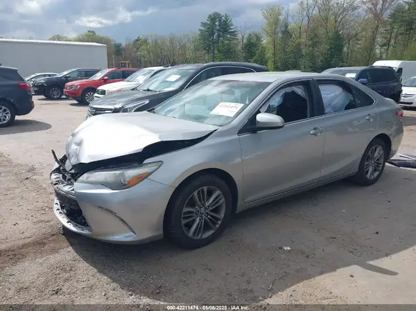 4T1BF1FK1GU178312 2016 TOYOTA CAMRY - Image 2