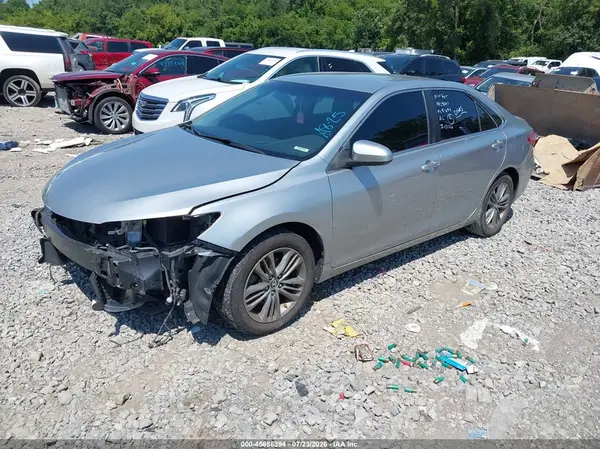 4T1BF1FK1GU181694 2016 TOYOTA CAMRY - Image 2