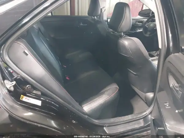 4T1BF1FK1GU185132 2016 TOYOTA CAMRY - Image 8