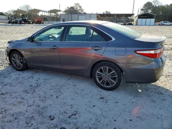 4T1BF1FK1GU194235 2016 TOYOTA CAMRY - Image 2