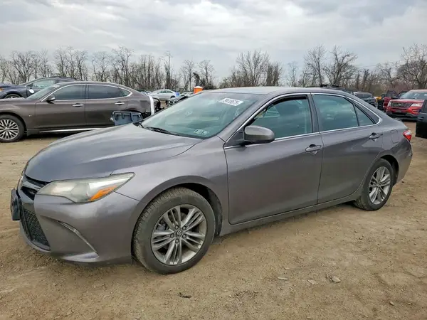 4T1BF1FK1GU197443 2016 TOYOTA CAMRY - Image 1