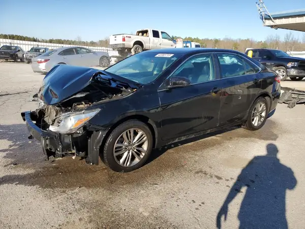 4T1BF1FK1GU199662 2016 TOYOTA CAMRY - Image 1